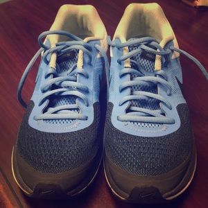 Nike Pegasus 30 running shoes